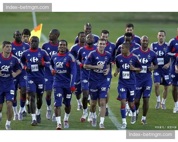 探访克莱蒙训练基地：一座小球市俱乐部在降级压力下的日常