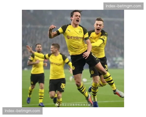 霍芬海姆对阵多特蒙德：伊尔泽高压战术挑战科瓦奇防守体系