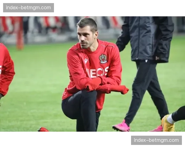 里尔尼斯互交白卷，双方防守稳固但创造力不足